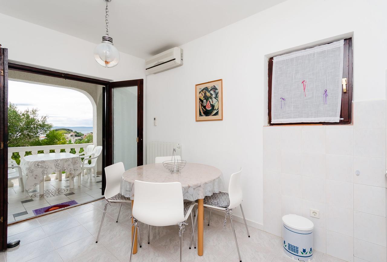 Apartments Anka Kampor Bagian luar foto